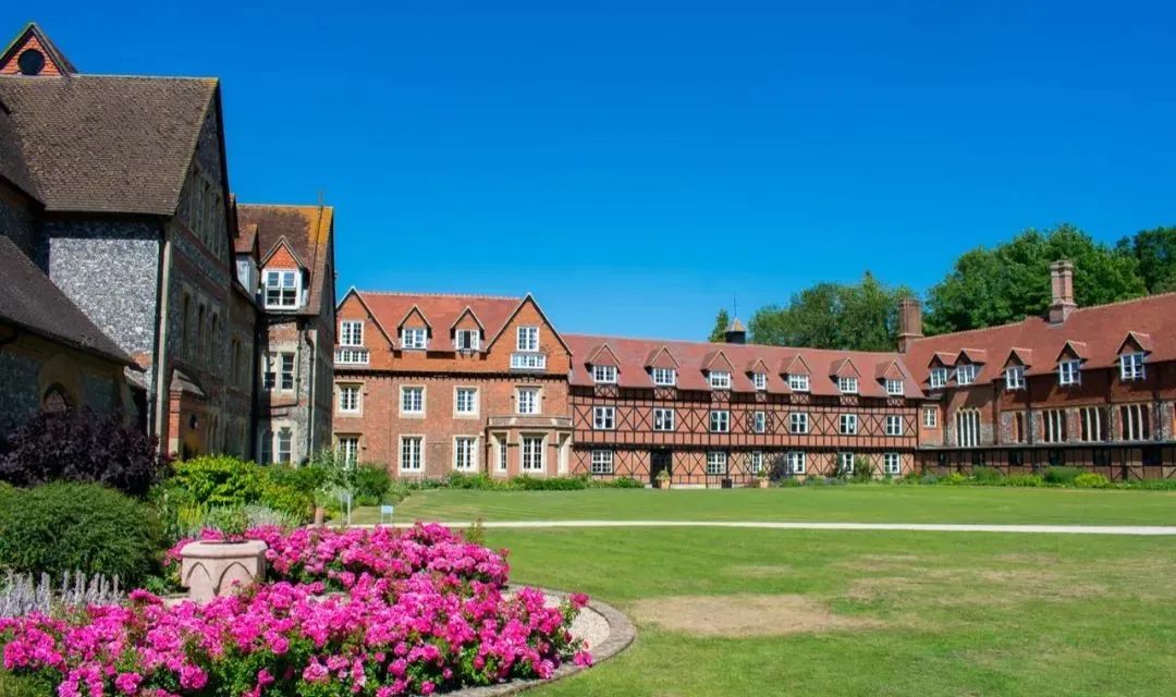 2024布莱德菲尔德学院夏校：在英国顶级贵族公学里嗨翻一夏