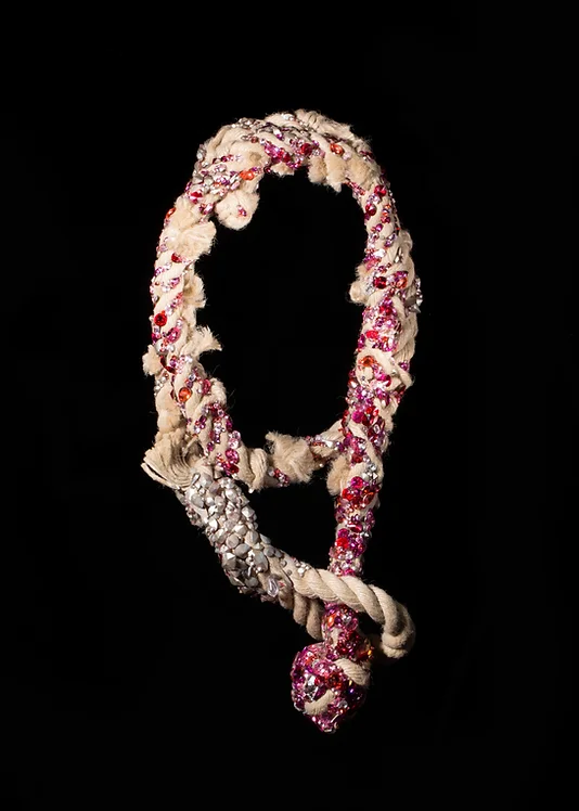 在奇境中肆意生长的珠宝设计：Georgina Hopkin | BACA灵感孵化室