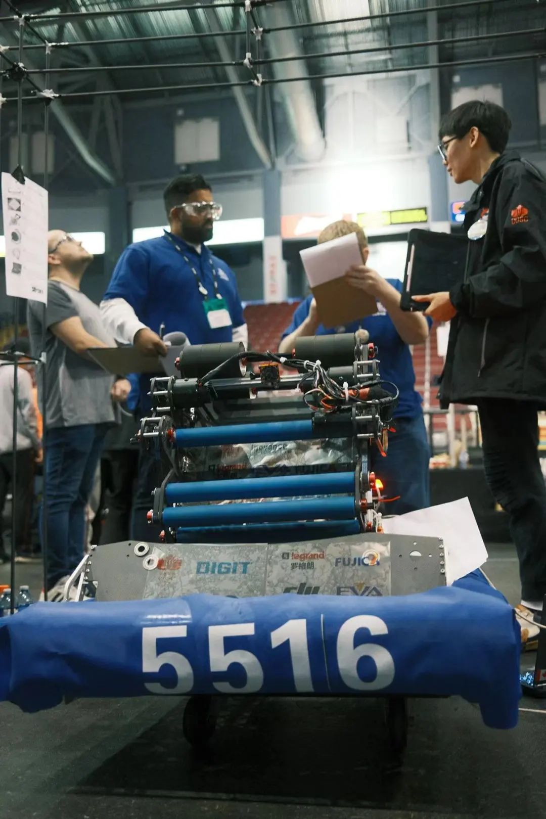 2024FRC机器人比赛，深圳（南山）中加学校喜获佳绩