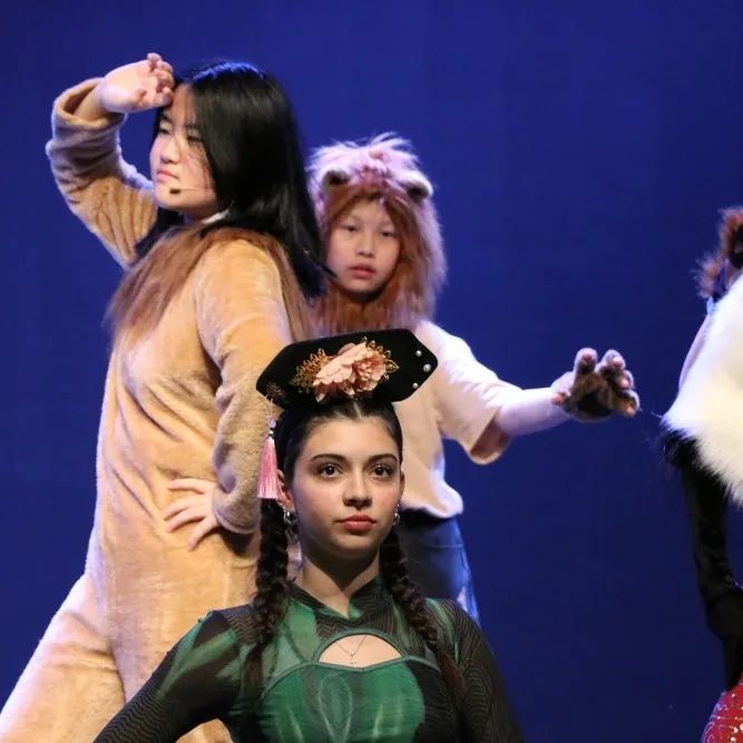 SIS Secondary School Drama Presents: Liongirl ｜坚韧不屈的狮子女孩