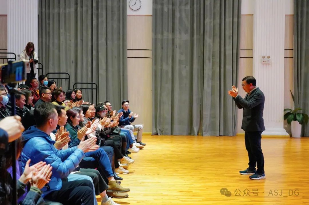 Parent Seminar ｜ 家长讲堂：香港立法会议员狄志远博士亲临分享“如何演好数码新时代的家长角色”
