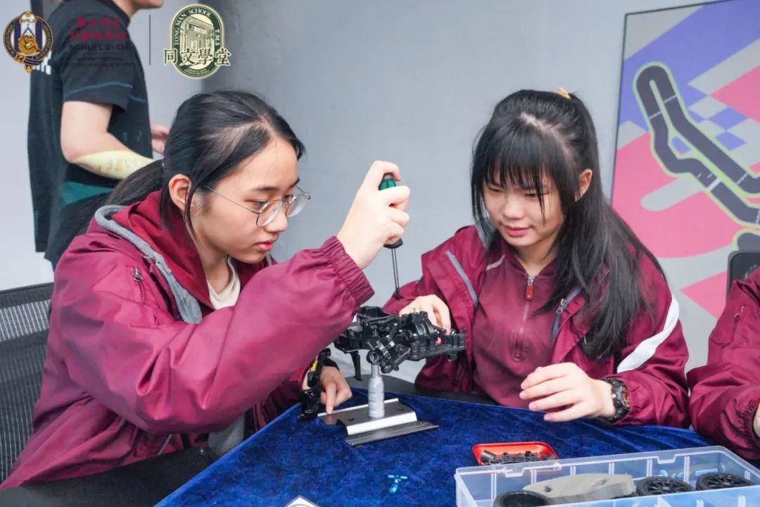 Inquiry-based Field Trip 探索科技脉动，感受湾区魅力 | CEP中学八年级香港科技人文探究之旅