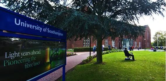 国际高中喜报｜University of Southampton（QS:81）Offer+2