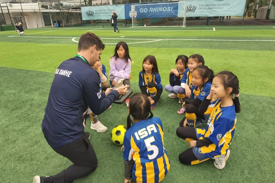 ISA Tianhe Football Teams Shine Bright | 绿茵争锋，爱莎天河足球队持续闪耀
